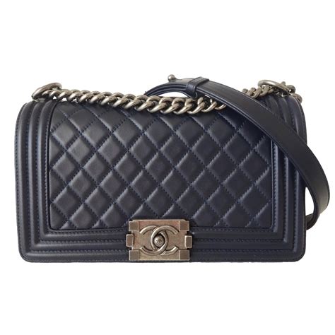 sac a main chanel boy pas cher|Chanel sachet.